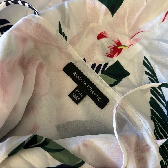 💕Banana Republic camisole ruffled M - Picture 5 of 9